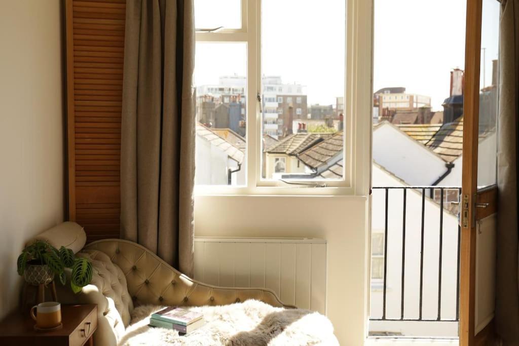 Appartement Sunny Seaside Sanctuary - Two Bedroom